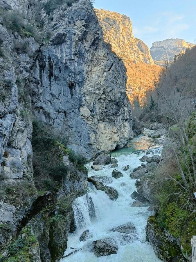 Le Perchoir Du Vercors - Panorama Sur Les Cimes Saint-Andre-en-Royans ภายนอก รูปภาพ